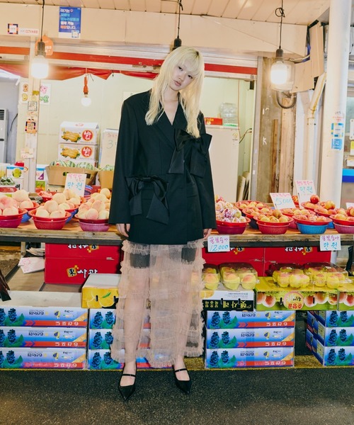 ANDRESD(アンドレスド)の「フリルラインガーリードレス / frill line girly dress(ドレス・レディース・チャコール/ブラック/ベージュ・S/M/L)」の9枚目の写真
