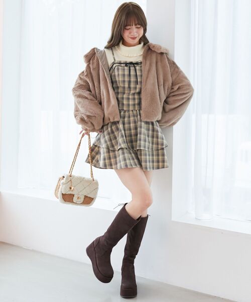 MAJESTIC LEGON（マジェスティックレゴン）の「フードボレロ×ミニキャミワンピセット（ワンピース・レディース・ベージュ系その他2/ベージュ/ブラック系その他・MEDIUM）」の17枚目の写真