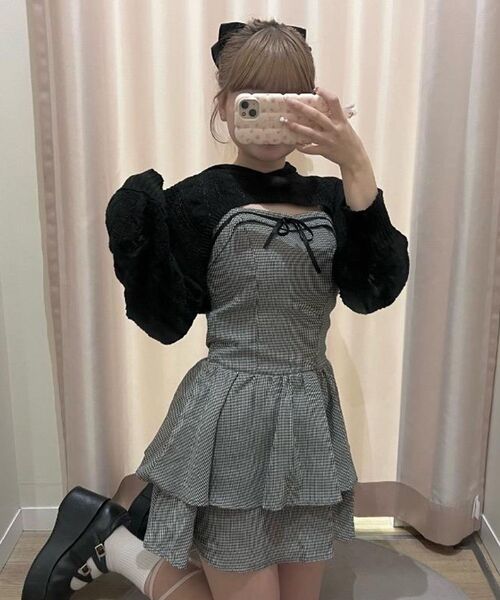 MAJESTIC LEGON（マジェスティックレゴン）の「フードボレロ×ミニキャミワンピセット（ワンピース・レディース・ベージュ系その他2/ベージュ/ブラック系その他・MEDIUM）」の19枚目の写真