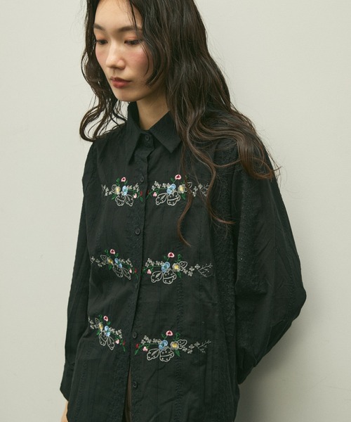 美品♡ルネ　エンブロイダリーブラウス　定価38,500円　日本製　アナイ　ヨリ 美品♡ルネ エンブロイダリーブラウス 定価38，500円 日本製