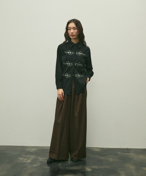 Lutim by u(ルチバイユー)の「Floral line embroidery shirt / フローラルラインエンブロイダリーシャツ(シャツ/ブラウス・レディース・ホワイト/ブラック・FREE)」の12枚目の写真