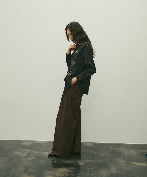 Lutim by u(ルチバイユー)の「Floral line embroidery shirt / フローラルラインエンブロイダリーシャツ(シャツ/ブラウス・レディース・ホワイト/ブラック・FREE)」の14枚目の写真