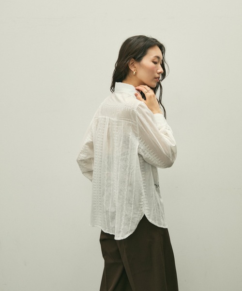 Lutim by u(ルチバイユー)の「Floral line embroidery shirt / フローラルラインエンブロイダリーシャツ(シャツ/ブラウス・レディース・ホワイト/ブラック・FREE)」の16枚目の写真