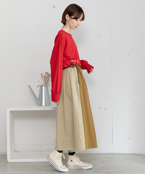 POU DOU DOU（プードゥドゥ）の「2wayバイカラータックスカート（スカート・レディース・ベージュ/ブルー系/カーキ・M）」の9枚目の写真