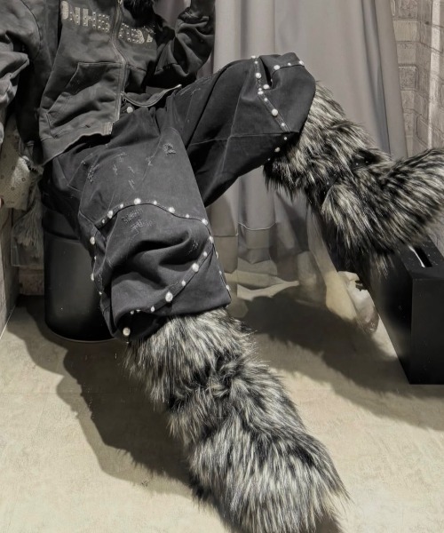 Never mind the XU（ネバーマインドザエックスユー）の「【Never mind the XU】belt fur boots / 【ネバーマインド ザ エックスユー】ベルトファーブーツ <着用動画あり>（ブーツ・メンズ・ブラック/ブラウン・44/38/40/42）」の17枚目の写真