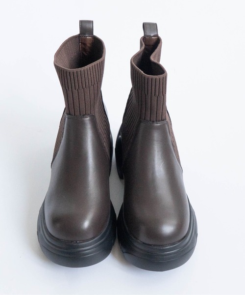 Fabby fabby(ファビィーファビィー)の「厚底リブニットショートブーツ(ブーツ・レディース・ブラウン/ブラック・LARGE/MEDIUM)」の5枚目の写真