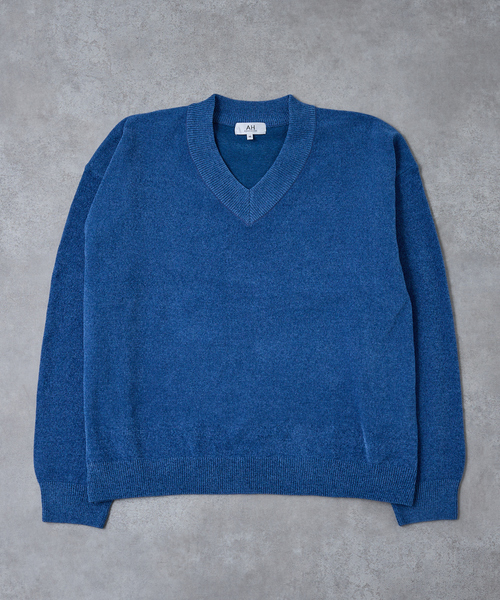 AH ABAHOUSE（エーエイチアバハウス）の「HIGH GAUGE MOLE CROPPED V-NECK KNIT/ ハイゲージモール クロップド Vネックニット（ニット/セーター・メンズ・ブラック/グレー/ブルー/ワイン・44/46/48）」の7枚目の写真