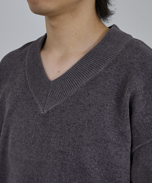 AH ABAHOUSE（エーエイチアバハウス）の「HIGH GAUGE MOLE CROPPED V-NECK KNIT/ ハイゲージモール クロップド Vネックニット（ニット/セーター・メンズ・ブラック/グレー/ブルー/ワイン・44/46/48）」の14枚目の写真