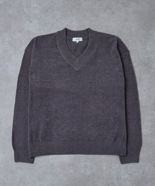 AH ABAHOUSE（エーエイチアバハウス）の「HIGH GAUGE MOLE CROPPED V-NECK KNIT/ ハイゲージモール クロップド Vネックニット（ニット/セーター・メンズ・ブラック/グレー/ブルー/ワイン・44/46/48）」の17枚目の写真