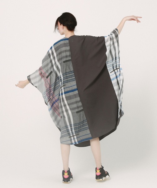 bedsidedrama（ベットサイドドラマ）の「Dress Maxi One-piece（ワンピース・レディース・インディゴブルー/ブルー/グレー・1/2）」の16枚目の写真