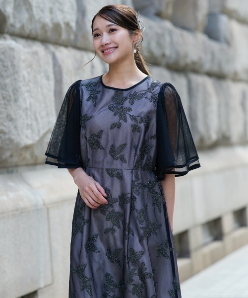 Jolie et Jolie（ジョリーエジョリー）の「チュール刺繍使いフレア