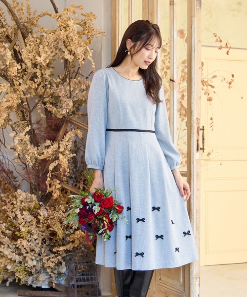 Rose Tiara（ローズティアラ）の「【ウールライク素材】サテンリボンワンピース（ワンピース・レディース・グレー/ブラック・46/42/40/38）」の8枚目の写真