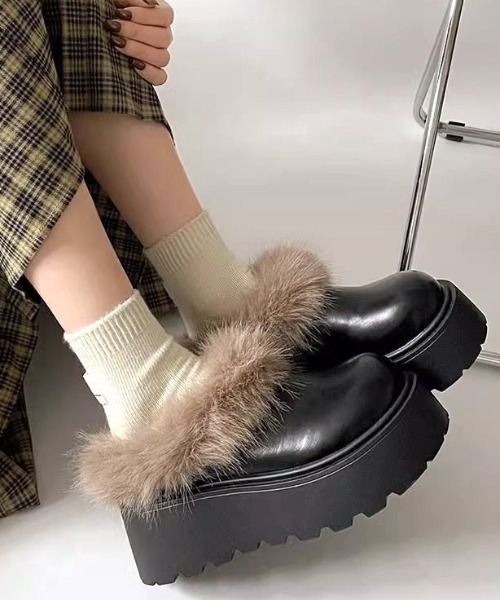 mebole(メボレ)の「ファー付き厚底スリッポンシューズ(スリッポン・レディース・ブラウン/ブラック・SMALL/MEDIUM/LARGE)」の8枚目の写真