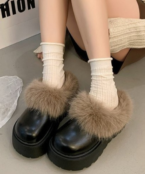 mebole(メボレ)の「ファー付き厚底スリッポンシューズ(スリッポン・レディース・ブラウン/ブラック・SMALL/MEDIUM/LARGE)」の13枚目の写真