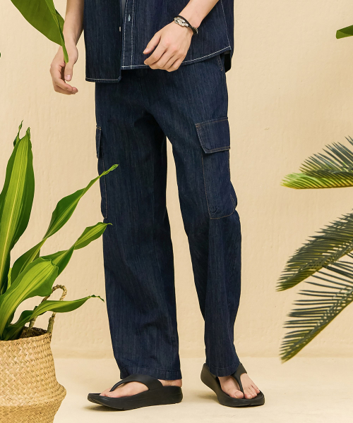 CHASECULT（チェイスカルト）の「男性フルバンディングカーゴワイドデニムパンツ-ネイビー（デニムパンツ・メンズ・ネイビー・70/76/82/86）」の2枚目の写真