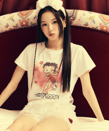 CNVS（ベティ ブープ）の「ベティブープ ハート コンフェッティ セミクロップ 半袖Tシャツ_ホワイト（Tシャツ/カットソー）」