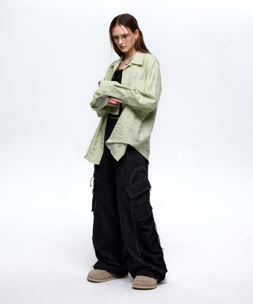 RSSC(アールエスエスシー)の「RIVET WRINKLE STRIPE SHIRT - DUSTY GREEN(シャツ/ブラウス・レディース・その他・1/2)」の6枚目の写真