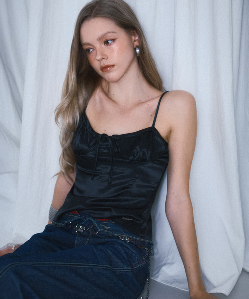 ROSEFRANTZ（ロゼフランツ）の「Satin Slim Sleeveless [Black]（Tシャツ/カットソー・レディース・ブラック・SMALL/MEDIUM）」の3枚目の写真