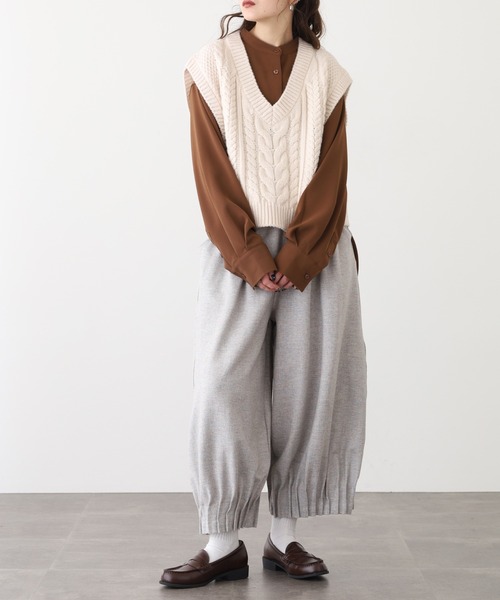 ubasoku（ウバソク）の「ubasoku ウール混裾ﾋﾟﾝﾀｯｸﾜｲﾄﾞｼﾙｴｯﾄﾊﾟﾝﾂ（その他パンツ・レディース・チャコールグレー/シルバーグレー・FREE）」の10枚目の写真