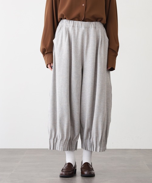 ubasoku（ウバソク）の「ubasoku ウール混裾ﾋﾟﾝﾀｯｸﾜｲﾄﾞｼﾙｴｯﾄﾊﾟﾝﾂ（その他パンツ・レディース・チャコールグレー/シルバーグレー・FREE）」の11枚目の写真