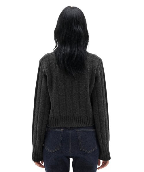 BROWNYARD(ブラウンヤード)の「22fw W クルーネックスウェーター, チャコール(ニット/セーター・レディース・その他・1/2)」の3枚目の写真