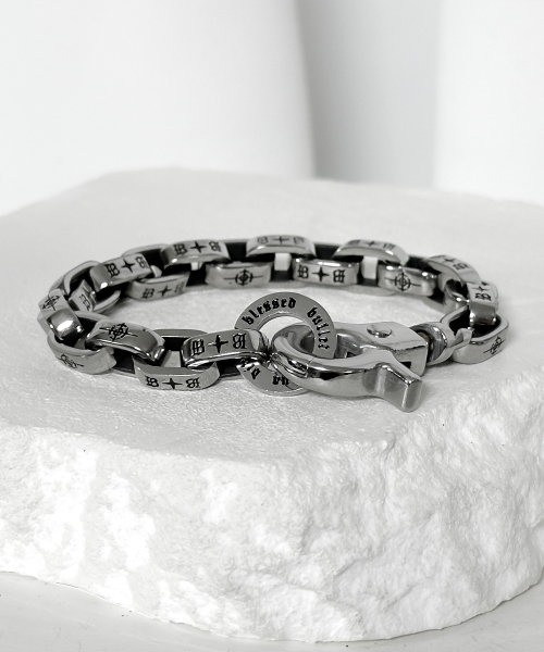 [BxV]シンボルロゴカービングチェーンブレスレット