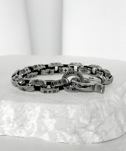 [BxV]シンボルロゴカービングチェーンブレスレット