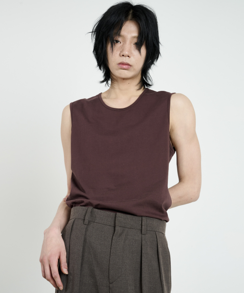 DUSTYWHITE(ダスティーホワイト)の「ブラウンコットンスリーブレストップ(Tシャツ/カットソー・メンズ・その他・LARGE/MEDIUM)」の2枚目の写真