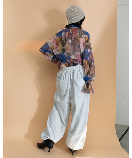 MIDVEIN(ミッドヴェイン)の「Sweat gather pants(スウェットパンツ・レディース・チャコールグレー/スミクロ/ピンク/ライトグレー・FREE)」の14枚目の写真