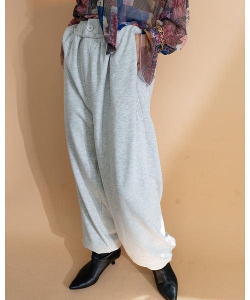 MIDVEIN(ミッドヴェイン)の「Sweat gather pants(スウェットパンツ・レディース・チャコールグレー/スミクロ/ピンク/ライトグレー・FREE)」の9枚目の写真