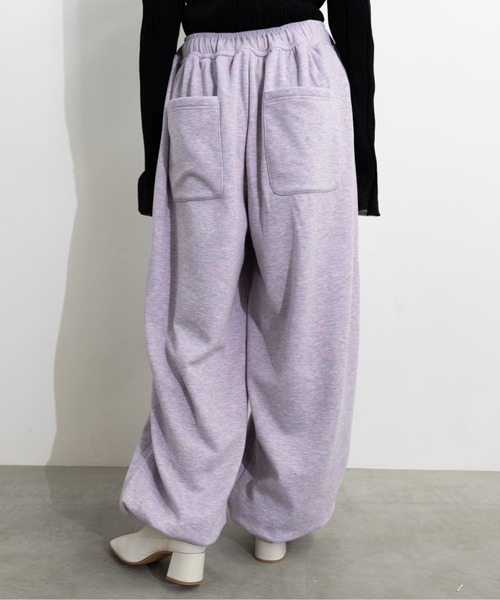 MIDVEIN(ミッドヴェイン)の「Sweat gather pants(スウェットパンツ・レディース・チャコールグレー/スミクロ/ピンク/ライトグレー・FREE)」の5枚目の写真