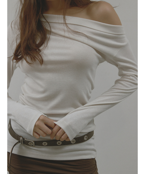ASURA(アスラ)の「FOLD ONE SHOULDER T (IVORY)(Tシャツ/カットソー・レディース・その他・OS)」の5枚目の写真