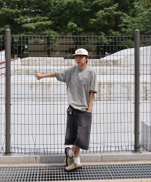 WANGGWAN(ワングァン)の「エッチドクロスウォッシングTシャツ(グレー)(Tシャツ/カットソー・メンズ・その他・LARGE/MEDIUM/SMALL)」の11枚目の写真