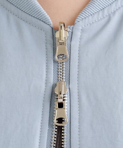 mystic(ミスティック)の「サテンショートブルゾン(ブルゾン・レディース・アイボリー/ブラック/ブルー・FREE)」の19枚目の写真