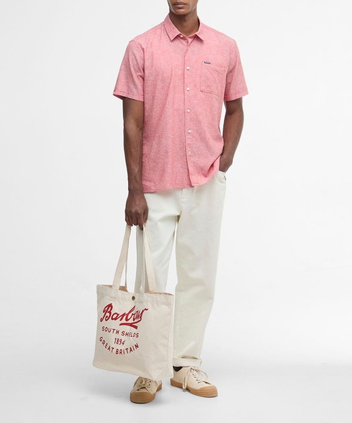 Barbour（バブアー）の「【Barbour】barbour script tote bag（トートバッグ・メンズ・レッド・FREE）」の2枚目の写真