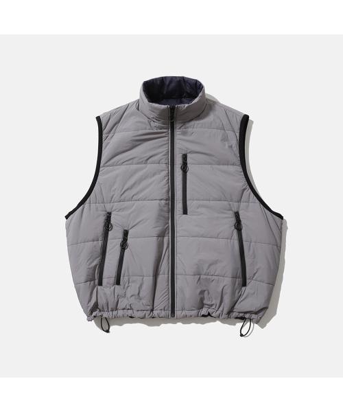 AW25] REVERSIBLE PUFF VEST / CLOUD GRAY/NAVY（ダウンベスト）｜MOIF