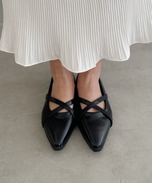 CLEA（クレア）の「クロスベルトパンプス（パンプス）」