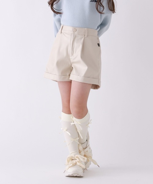 repipi armario（レピピ アルマリオ）の「【10C REPIPI】フェイクレザーショートパンツ（その他パンツ・キッズ・アイボリー/ブラック・110cm/120cm/130cm/140cm）」の7枚目の写真