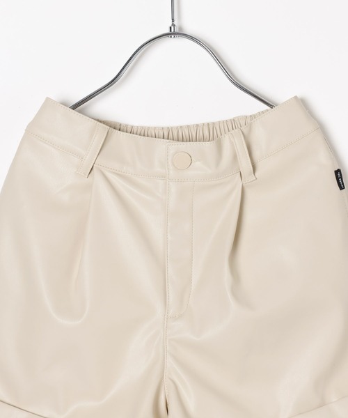 repipi armario（レピピ アルマリオ）の「【10C REPIPI】フェイクレザーショートパンツ（その他パンツ・キッズ・アイボリー/ブラック・110cm/120cm/130cm/140cm）」の17枚目の写真