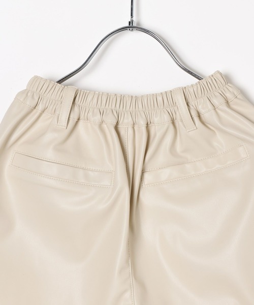 repipi armario（レピピ アルマリオ）の「【10C REPIPI】フェイクレザーショートパンツ（その他パンツ・キッズ・アイボリー/ブラック・110cm/120cm/130cm/140cm）」の21枚目の写真