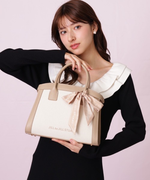 JILL by JILL STUART(ジルバイジルスチュアート)の「バイカラーコンビトート小(トートバッグ・レディース・ベージュ/グレー/ブラック・FREE)」の6枚目の写真