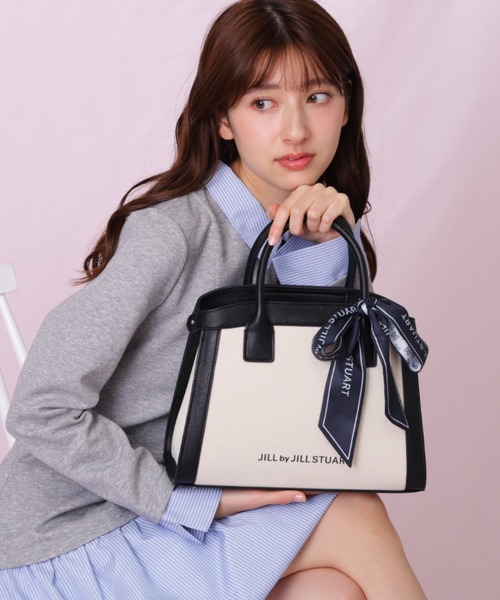 JILL by JILL STUART(ジルバイジルスチュアート)の「バイカラーコンビトート小(トートバッグ・レディース・ベージュ/グレー/ブラック・FREE)」の11枚目の写真
