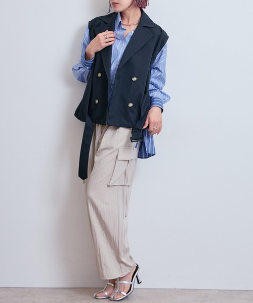 LHELBIE（レルビエ）の「バルーントレンチジレ（その他アウター・レディース・ベージュ/ブラック・M）」の5枚目の写真