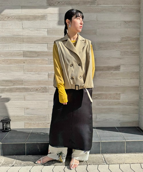 LHELBIE（レルビエ）の「バルーントレンチジレ（その他アウター・レディース・ベージュ/ブラック・M）」の20枚目の写真