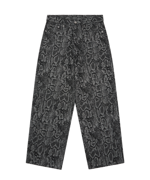 Python Patterned Denim Pants (Black)（デニムパンツ）｜AAKAM
