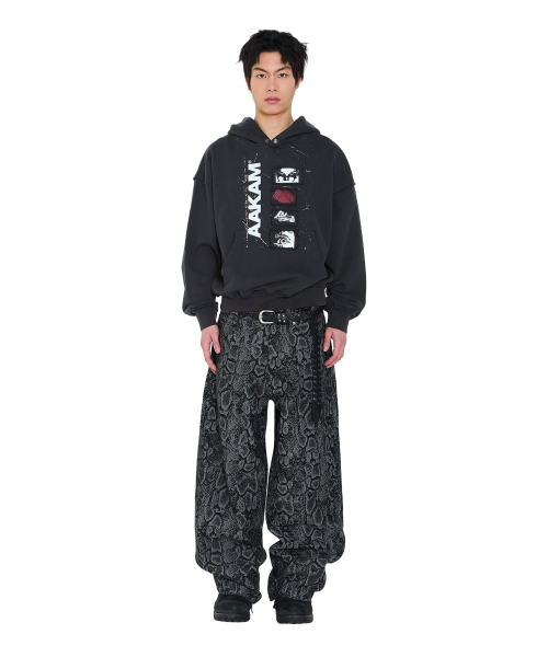 AAKAM(アーカム)の「Python Patterned Denim Pants (Black)(デニムパンツ・レディース・その他・1/2)」の10枚目の写真