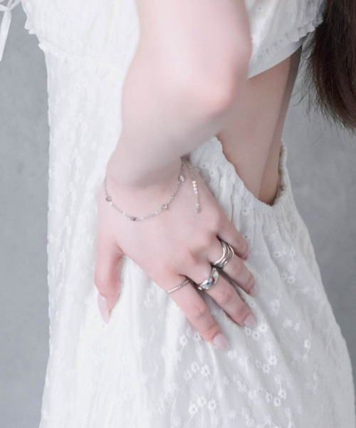 Ms.yuu by Nothing And Others(ミスユーバイナッシングアンドアザーズ)の「【りんかさん着用】Ms.yuu by Nothing And Others/マルチラインリング(リング・レディース・シルバー/ゴールド・FREE)」の18枚目の写真