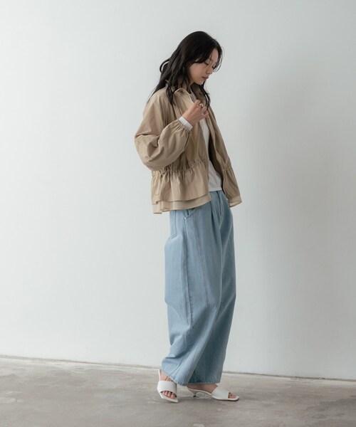 GALLEST(ギャレスト)の「シャーリングペプラムブルゾン(ブルゾン・レディース・ブラック/ベージュ・34/38)」の3枚目の写真