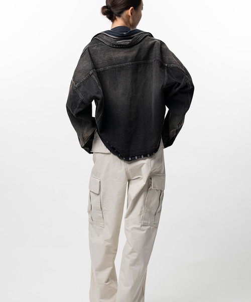 Maison MIHARA YASUHIRO(メゾンミハラヤスヒロ)の「Triple Layered Denim Jacket(ブルゾン・レディース・ブラック/インディゴブルー・36/38)」の12枚目の写真