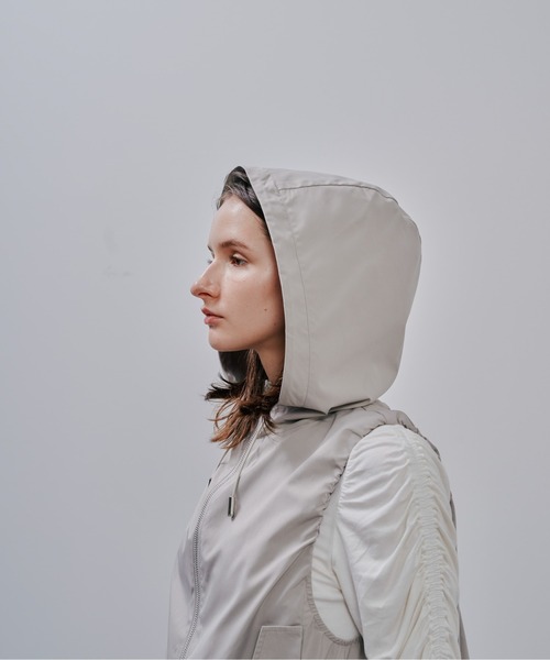 Julep(ジュレップ)の「Hoodie Vest(ベスト・レディース・ライトカーキ/ベージュ/ブラック・FREE)」の22枚目の写真